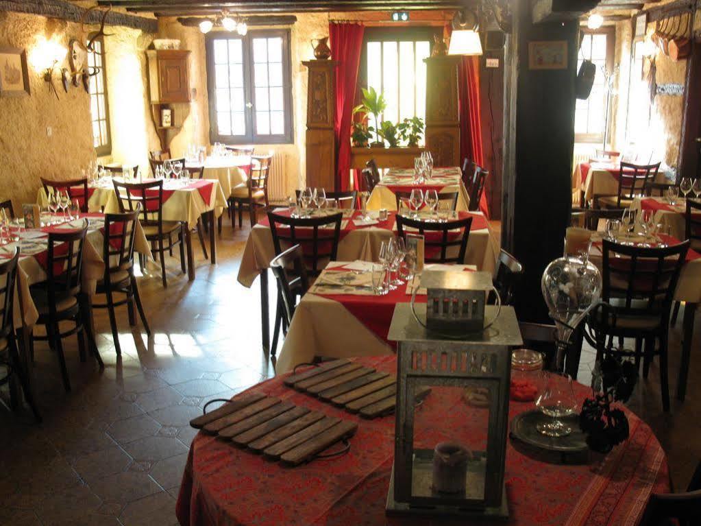 Auberge Des Trois Chateaux Егишем Екстериор снимка